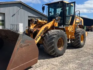 Hyundai 955