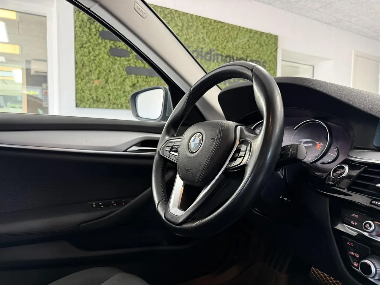 Billede 10 - BMW 530i Touring 2,0 Steptronic 252HK Stc 8g Aut.