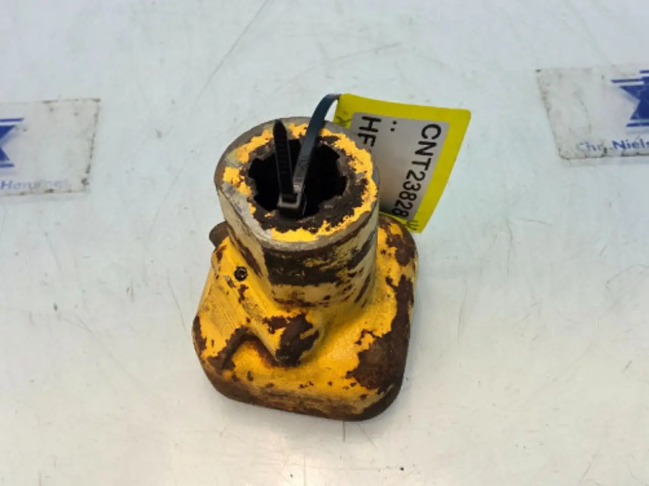 Billede 4 - New Holland TX34 Klemrække 80916972