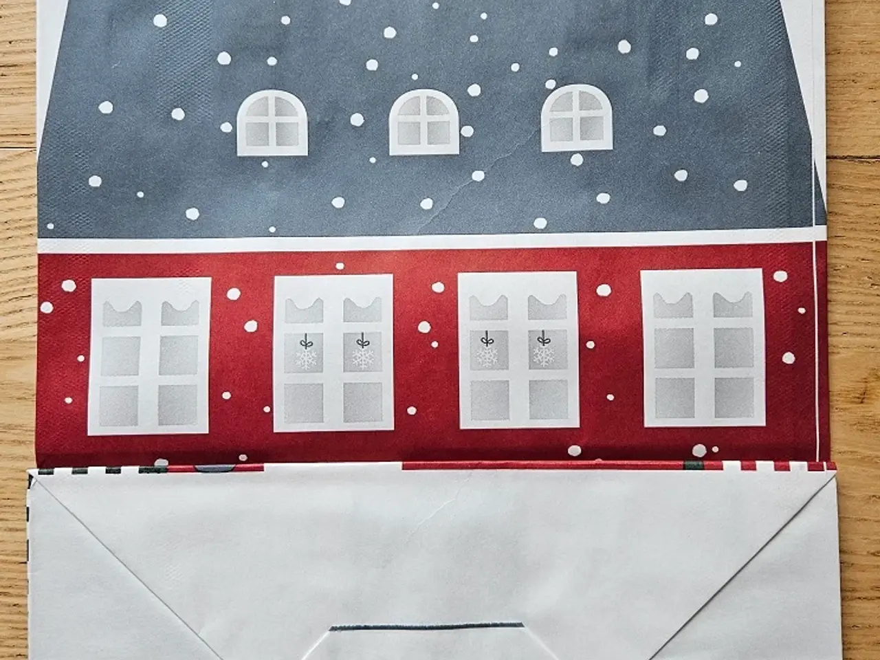Billede 4 - Papir og plastposer med julemotiv