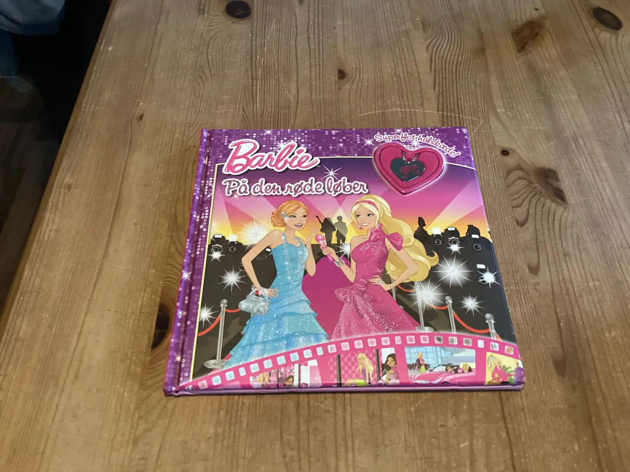 Billede 1 - Barbie Bøger, Brevpapir, Kugleramme