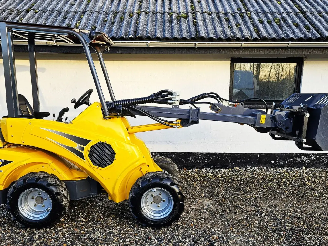 Billede 2 - Eurotrac T11 / fabriksny / teleskoparm / Kubota motor