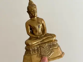 Thailandsk buddhafigur, messing