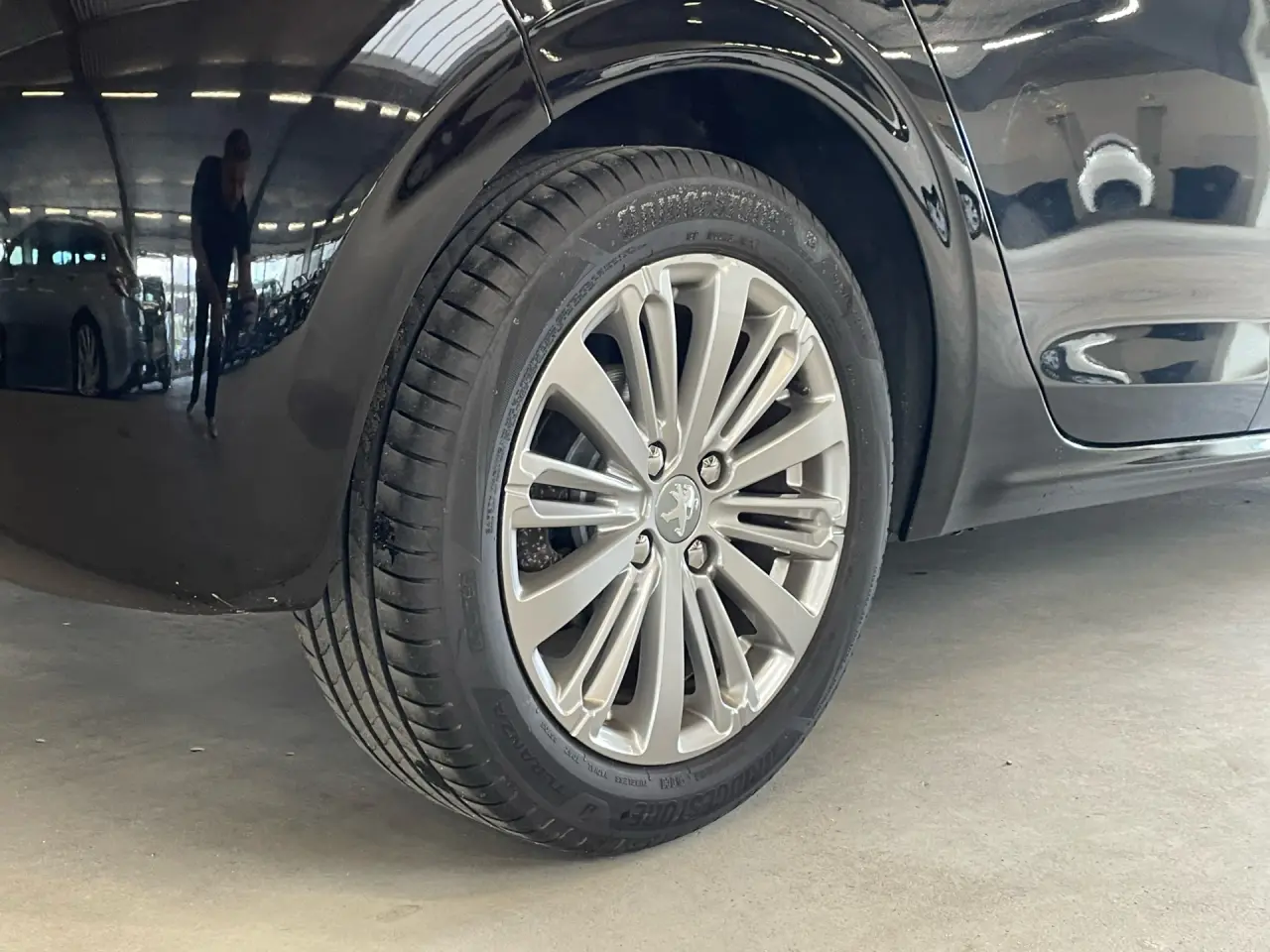 Billede 4 - Peugeot 208 1,5 BlueHDi Infinity 100HK 5d 6g