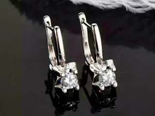 Nye sølvringe med ægte moissanite