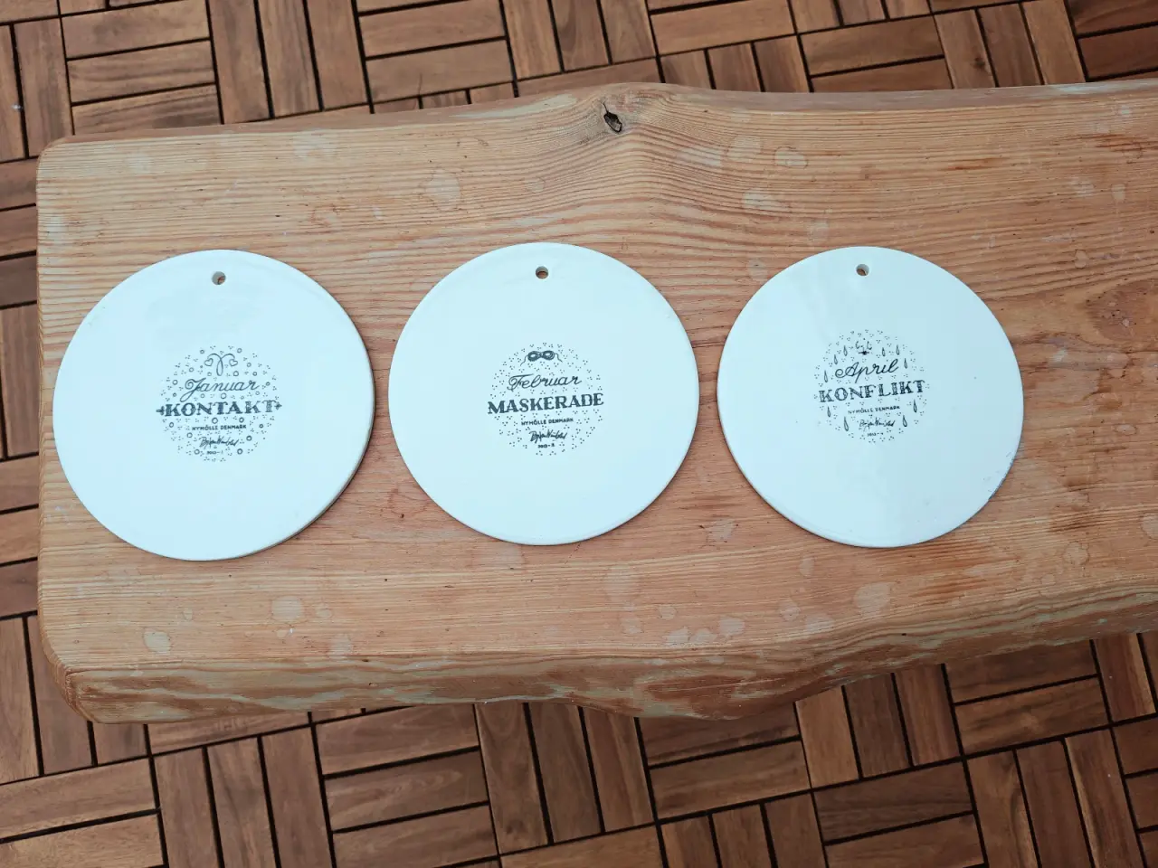 Billede 2 - Bjørn Wiinblad måneds platter/-smørbrikker