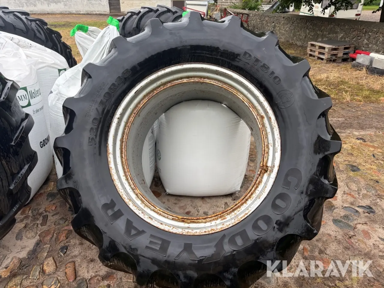 Billede 2 - Landbrugsdæk Goodyear 2 Styk