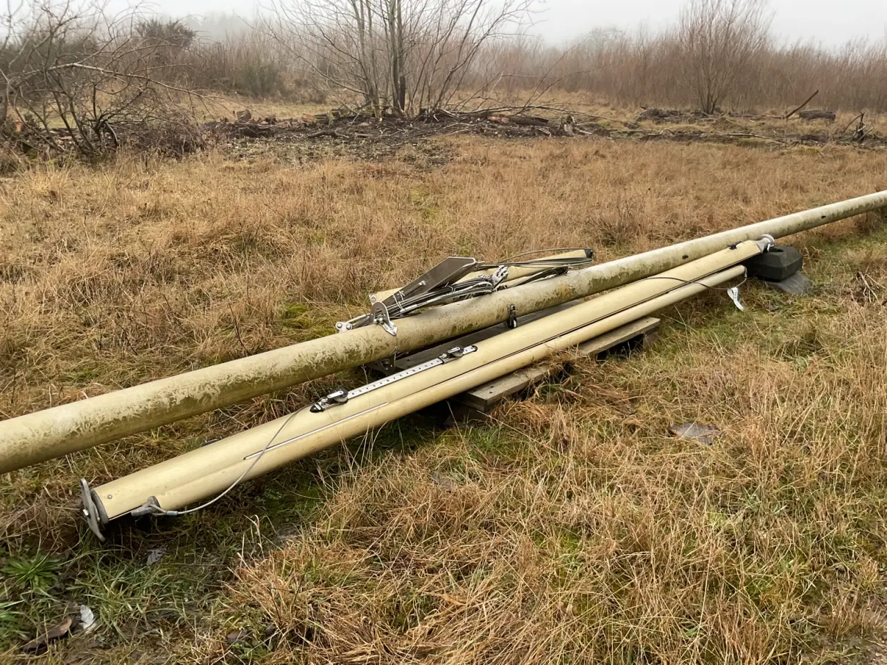 Billede 3 - 12m mast med rig og fod fra GD28