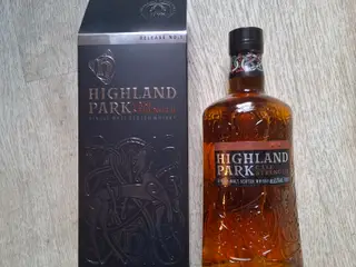 Whiskey, Highland Park cask strength 1