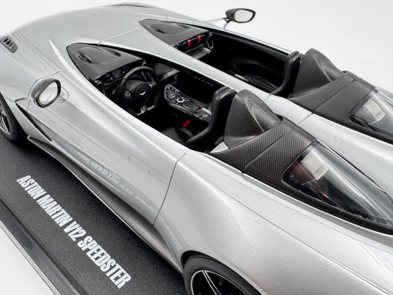 Billede 4 - 2020 Aston Martin V12 Speedster - 1:18