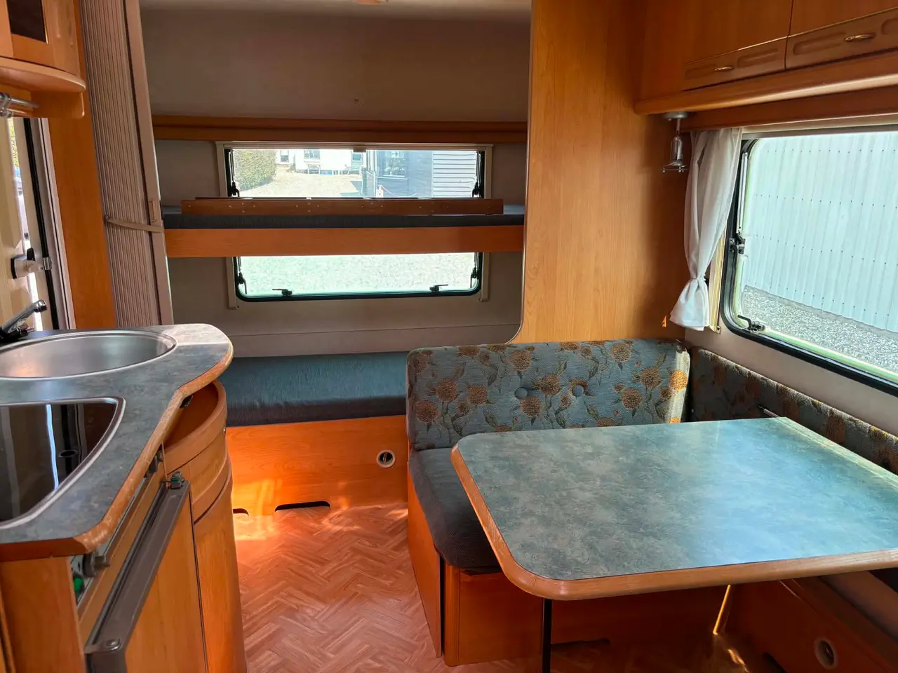 Billede 10 - NR 32 - Adria Unica 542 TK