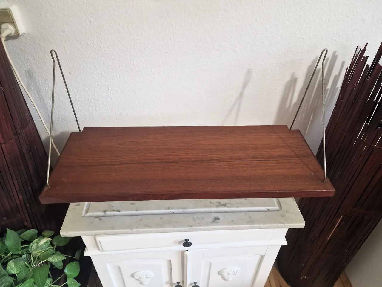 Billede 2 - Flot stor gammel teak hylde