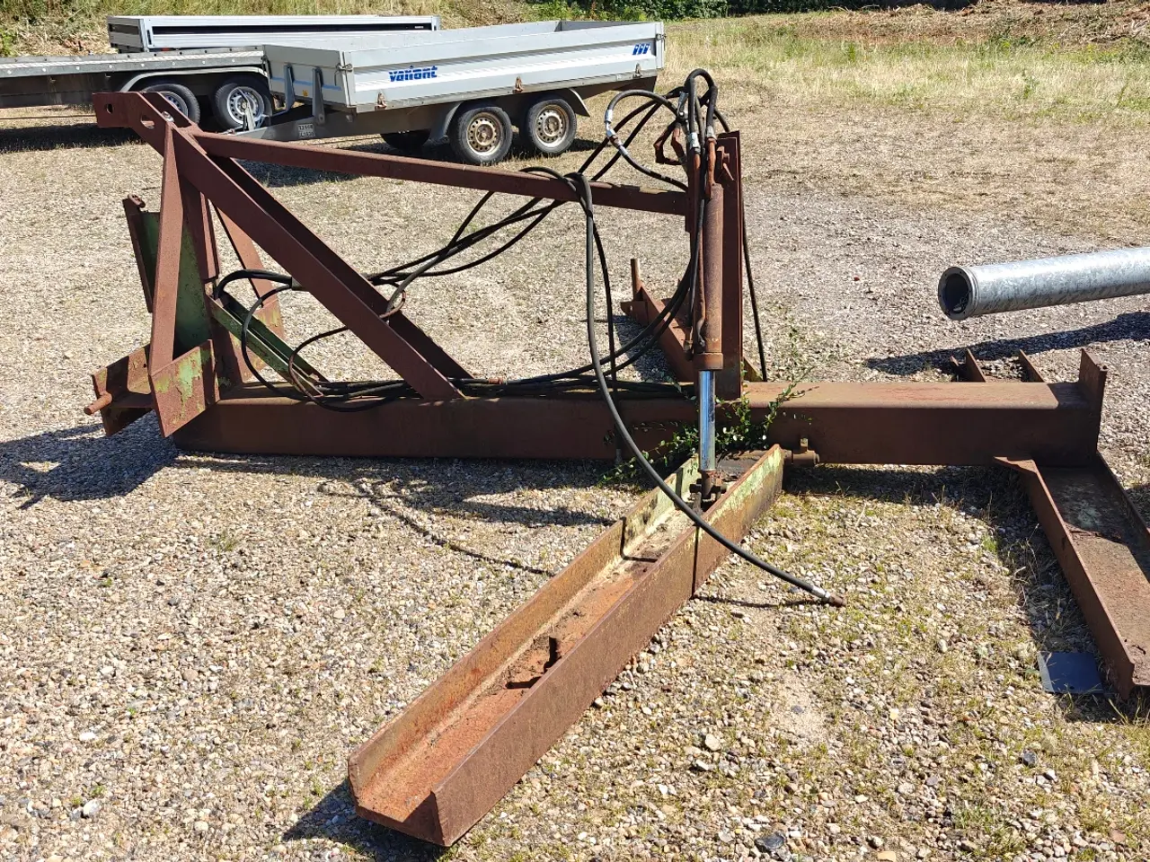Billede 4 - Vejskraber med hydraulisk hældning