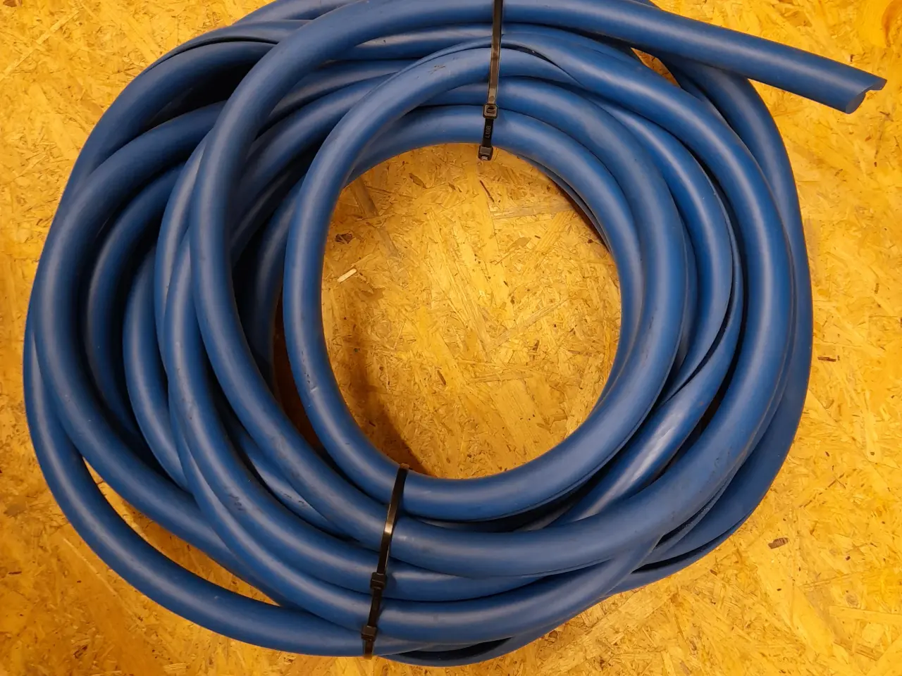 Billede 1 - Finderlist 16 meter