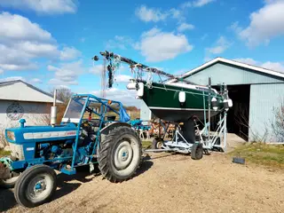 Traktor Ford 4000