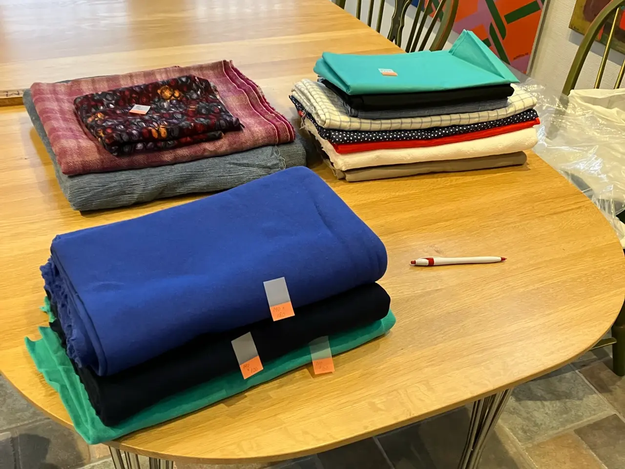 Billede 6 - Store stykker stof til mange stykker tøj