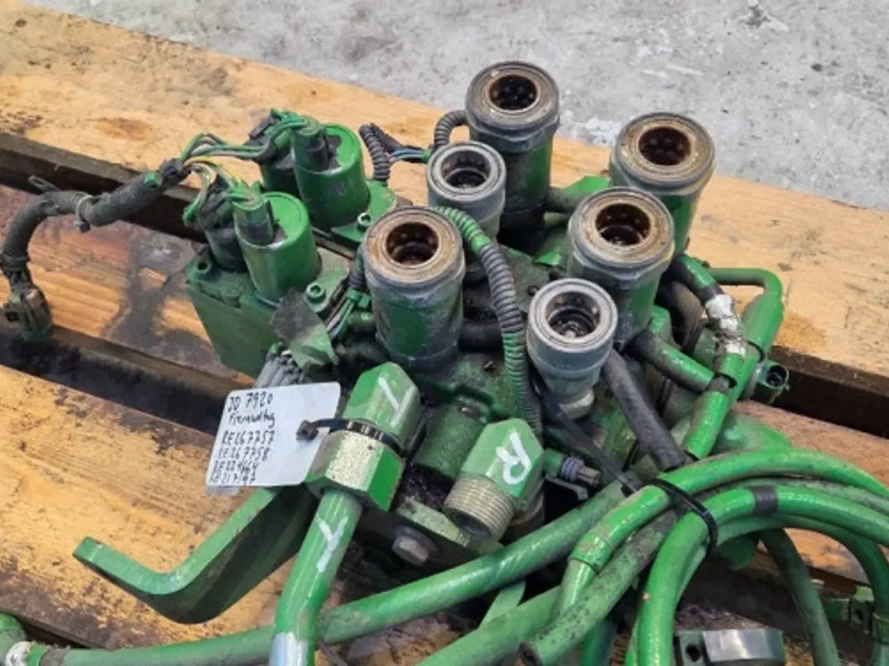 Billede 20 - John Deere 7920 Hydraulikventil RE267757