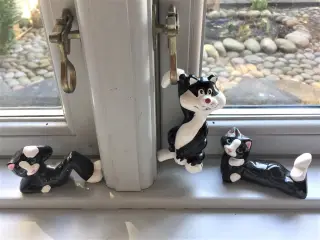3 sorte søde katte i porcelæn