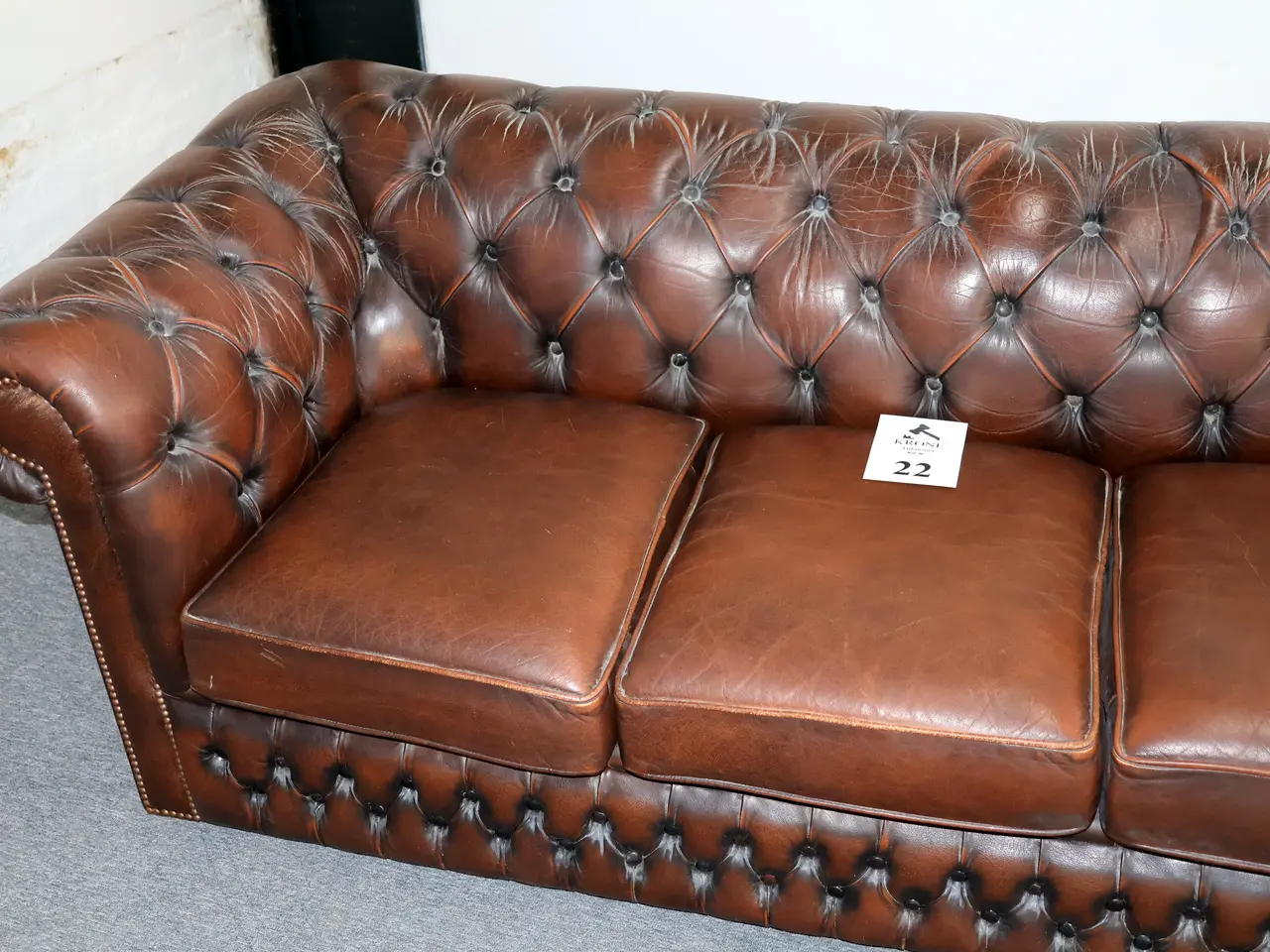 Billede 13 - Chesterfield 3 pers sofa og 2 stk stole