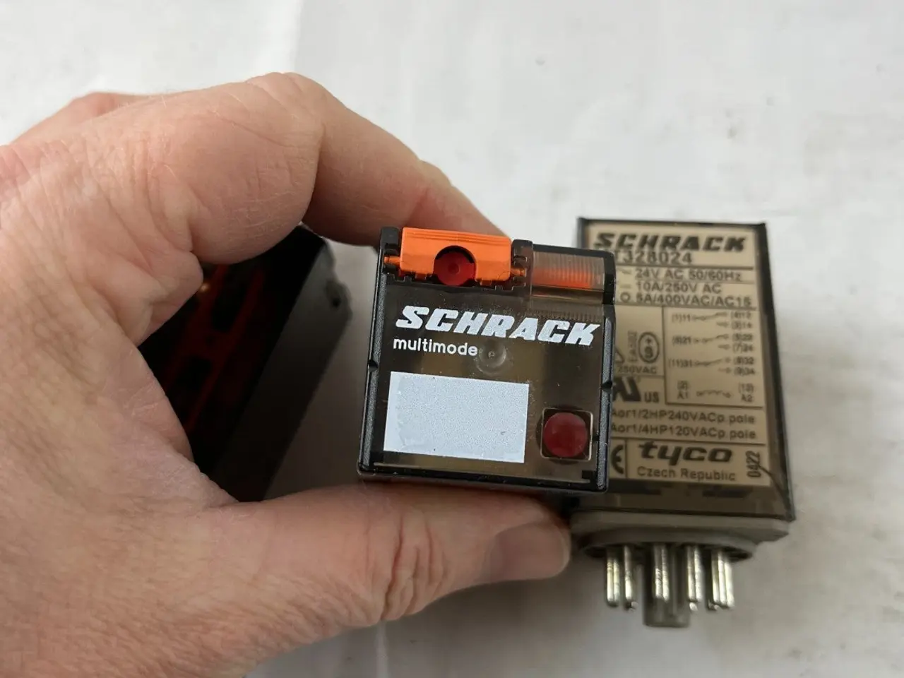 Billede 6 - Schrack MT328024 relæ 24V AC 10A 3CO Plug‑In Tyco