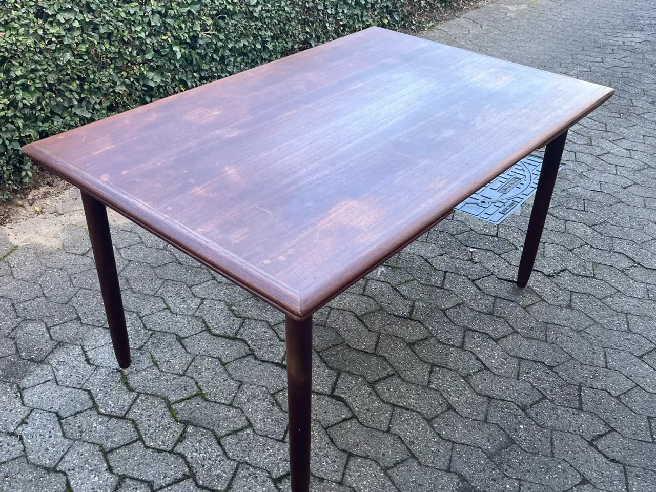 Billede 1 - Spisebord i teaktræ