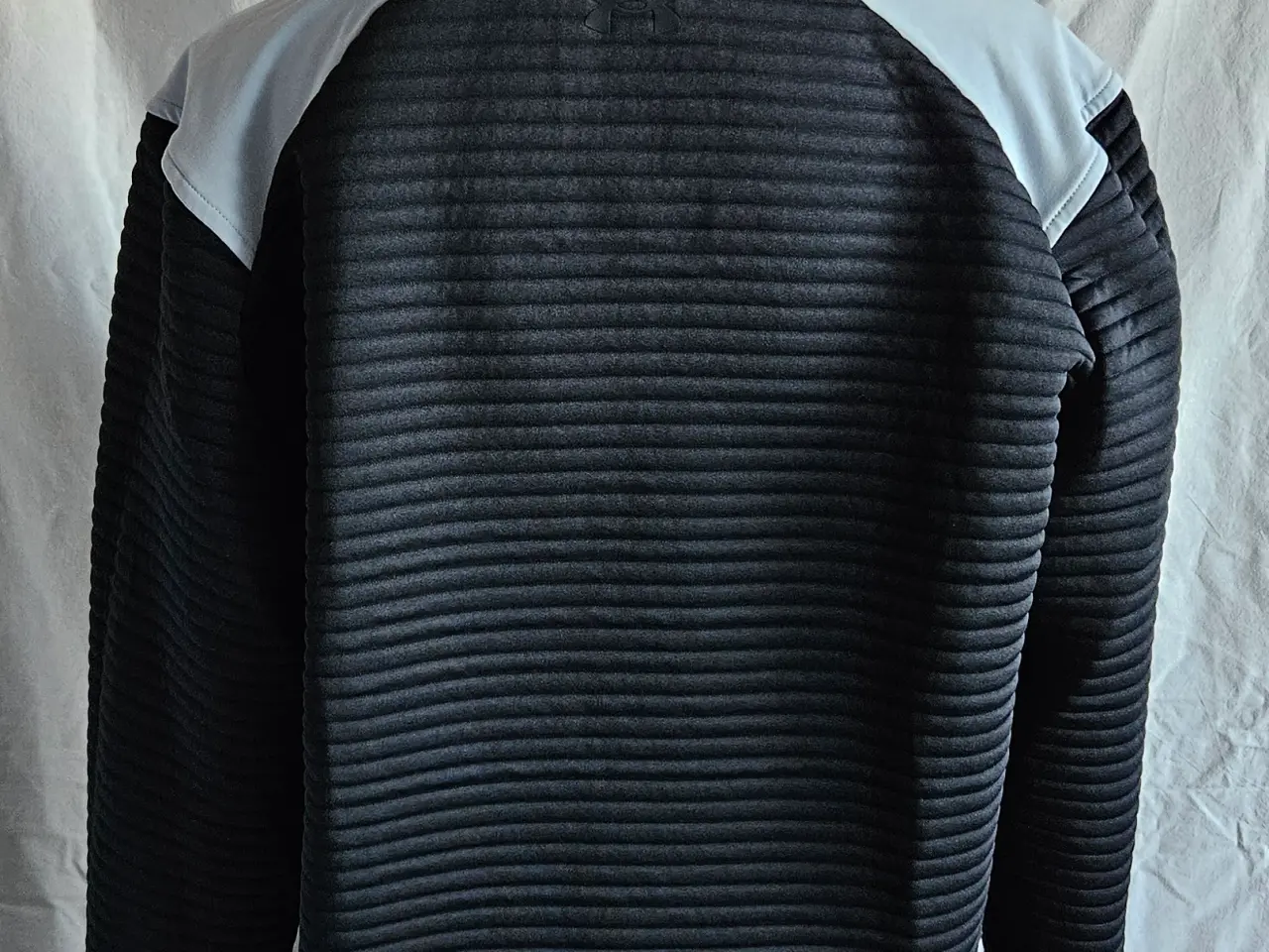 Billede 2 - Under Armour Midlayer til Herre i Str. L