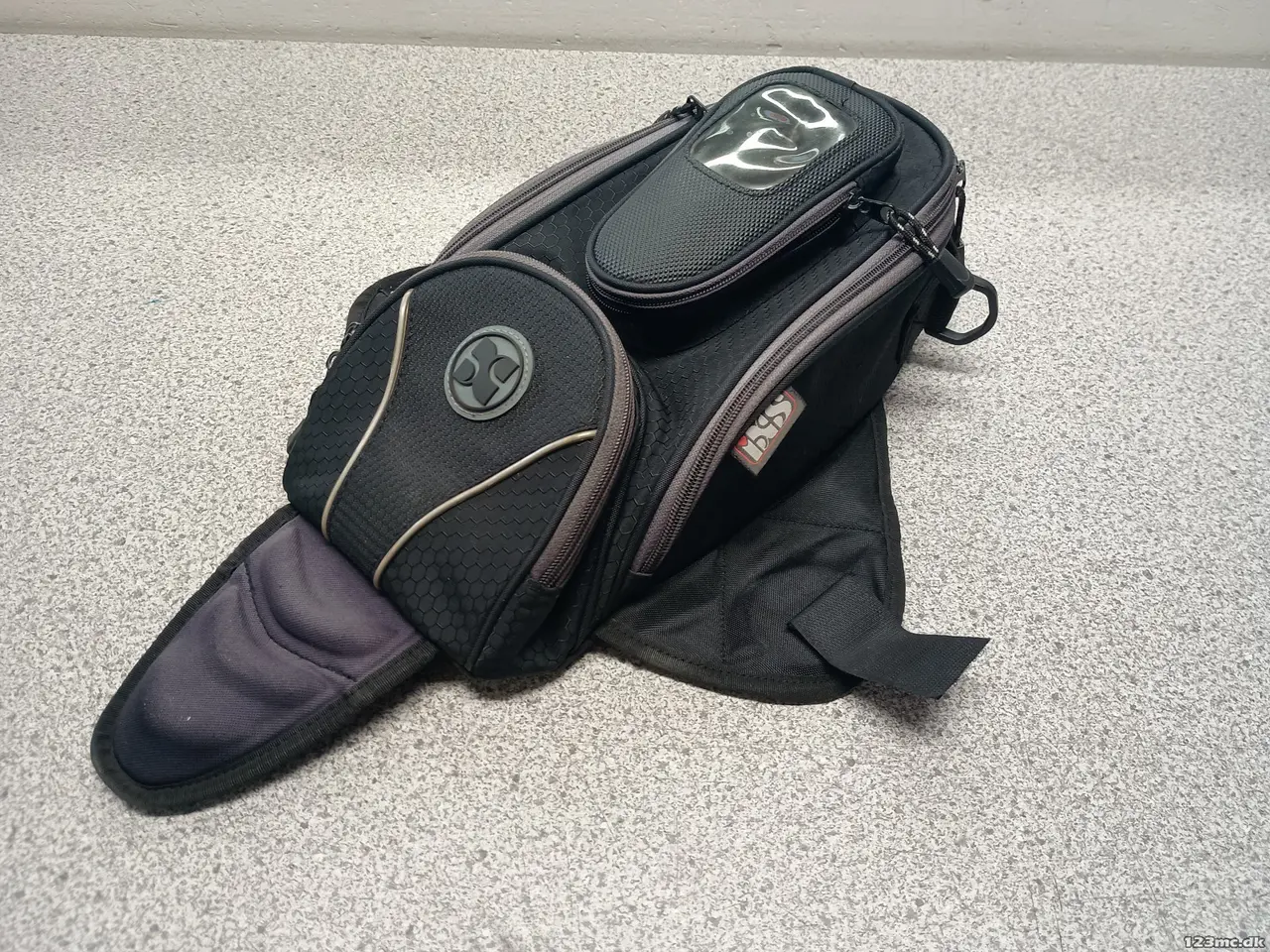Billede 1 - Tanktaske med magneter, IXS