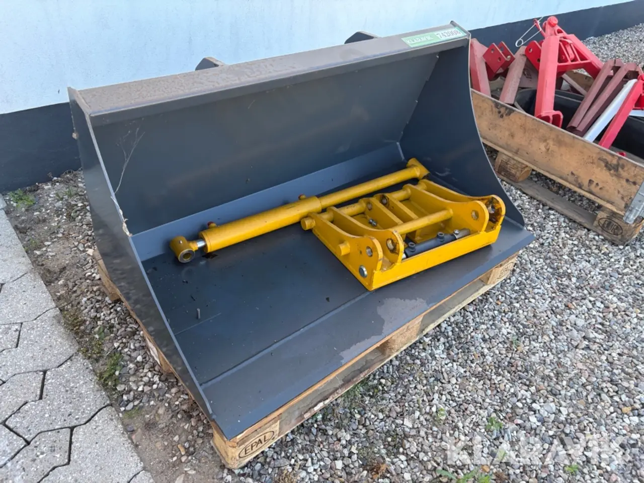 Billede 4 - Skovl og hydraulisk skifte