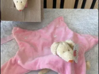 Sutteklud med en lille dyr