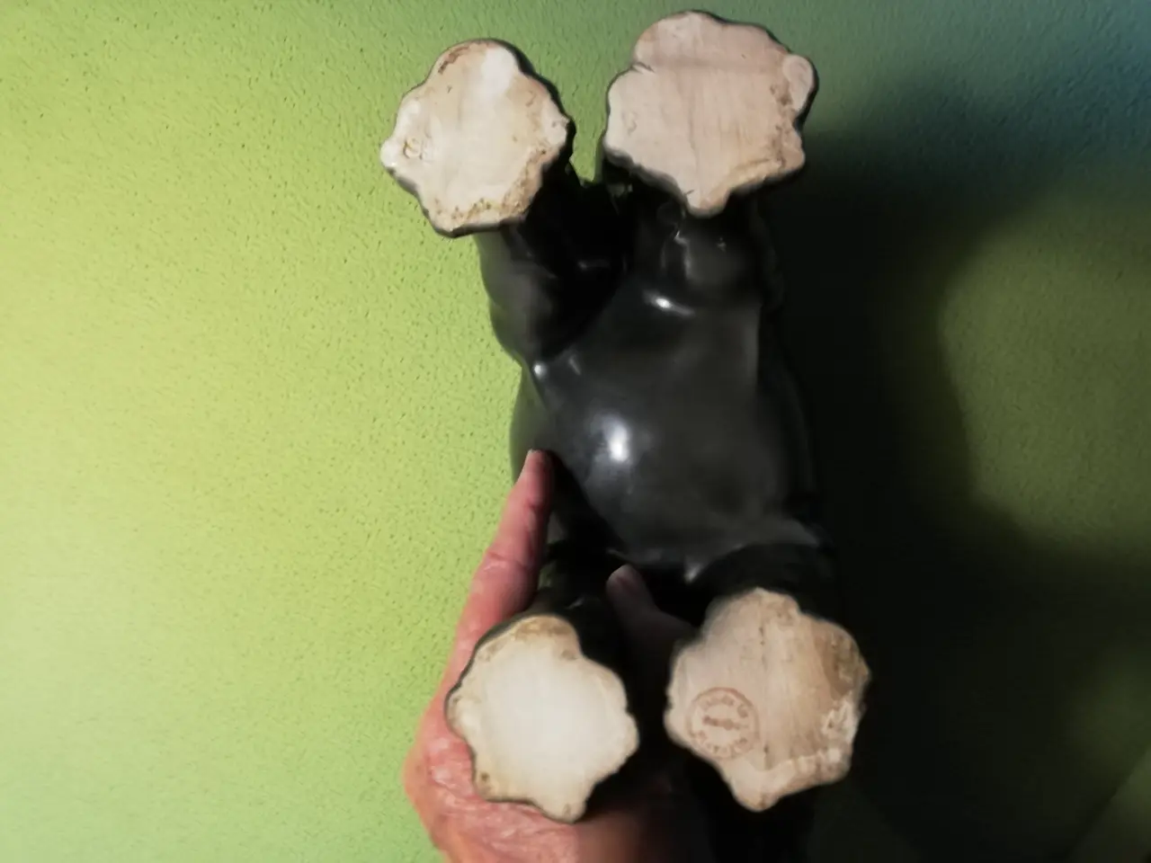 Billede 4 - Elefant figur i sort stentøj fra Slovakiet antik