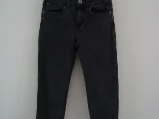 Jeans - Str. 146