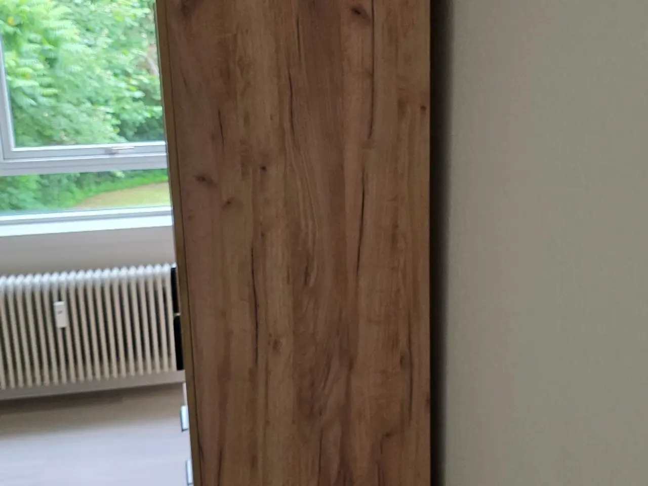 Billede 3 - Garderobeskab Jenslev og overskab. 