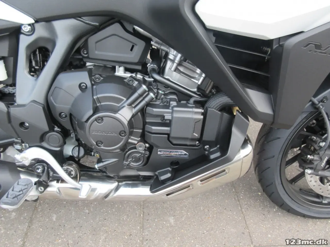 Billede 10 - Honda NT 1100 D MC-SYD BYTTER GERNE 5 ÅRS FABRIKS GARANTI