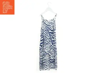 Kjole fra H&M (str. 140 cm)