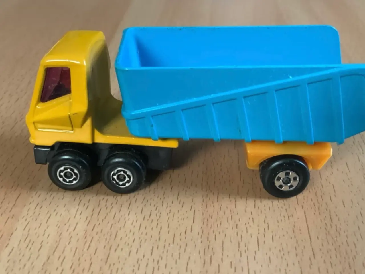 Billede 1 - Matchbox No. 50 Articulated Truck