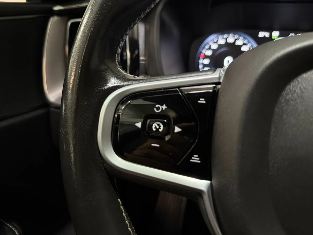 Billede 9 - Volvo XC60 2,0 D4 190 R-Design aut.