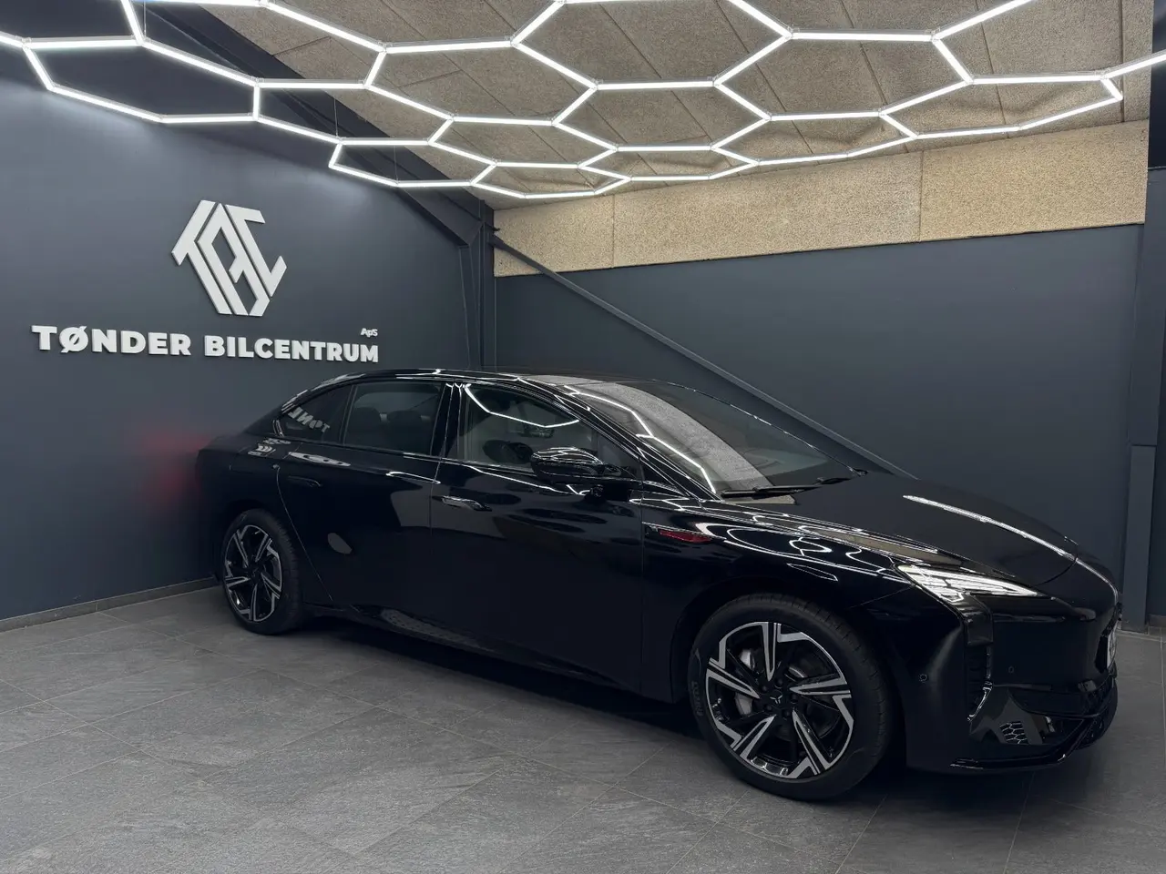 Billede 3 - Hongqi EH7 111 Exclusive
