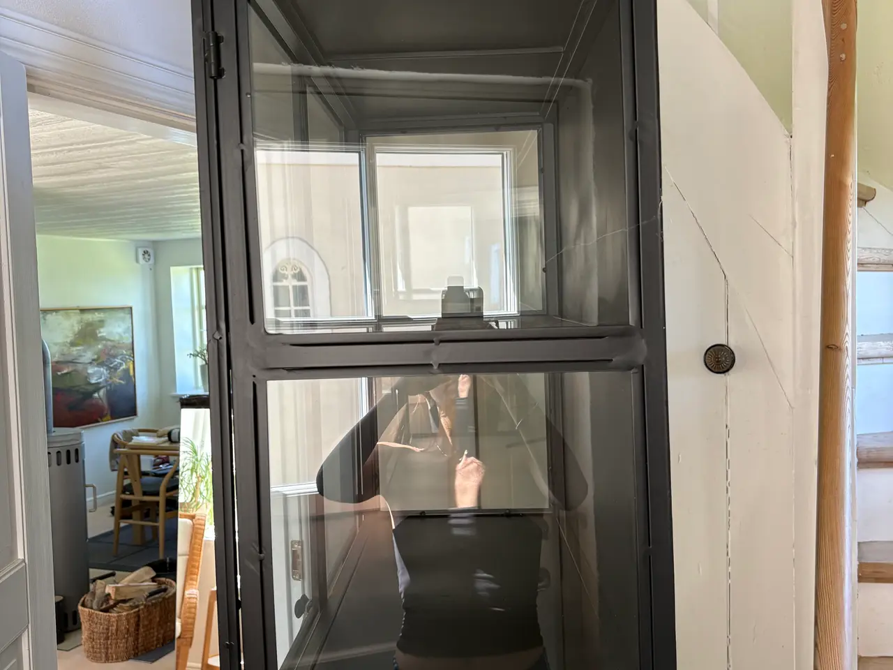 Billede 3 - Sortlakeret stål vitrine.