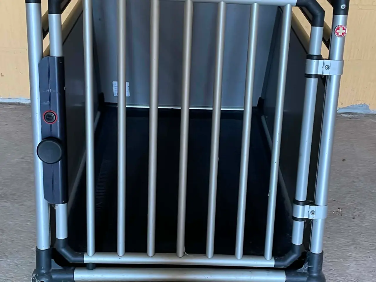 Billede 1 - Transportbur til hund sælges