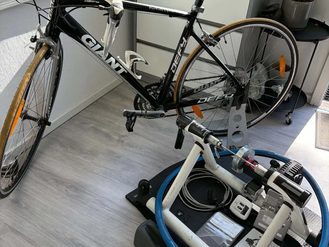 Billede 3 - Racercykel Giant Dafy 24 gear Medium