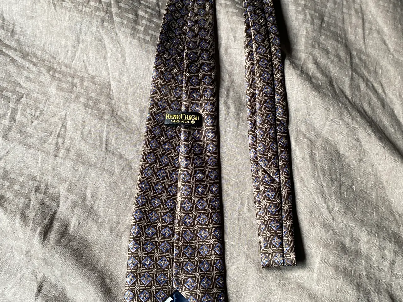 Billede 1 - Slips René Chagal Hand Made 100% ren Myung Ju-silk