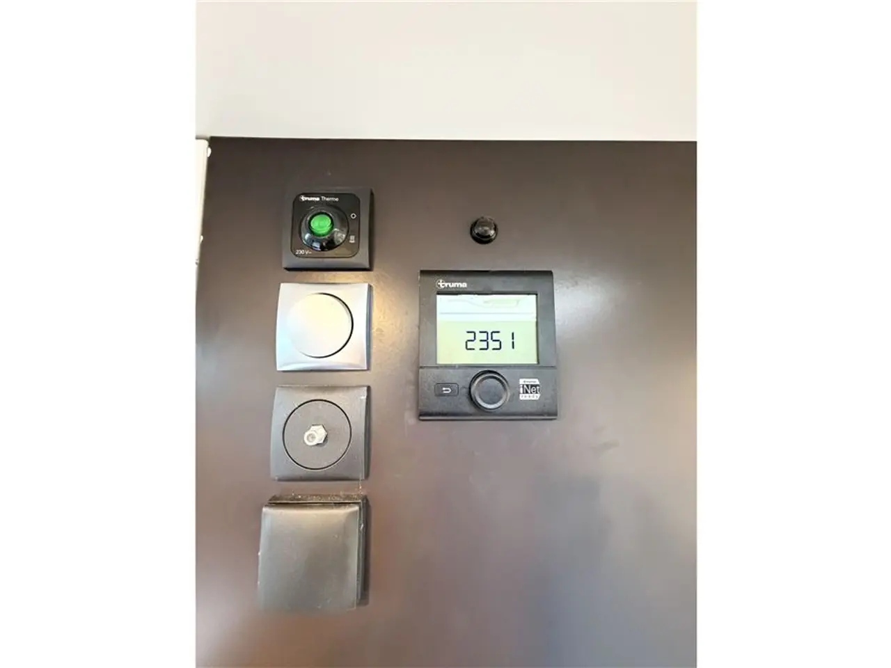 Billede 16 - 2020 - Adria Action 391 LH Enkeltsenge-Lamel-Variofyr-Gulvtemp.-Solcelle