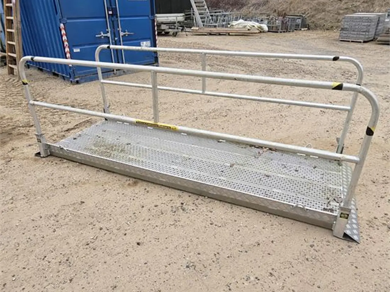 Billede 2 - ABC Specialfabrikken Vinderup - 2 styk / 2 pieces aluminum gangbro / access walkway