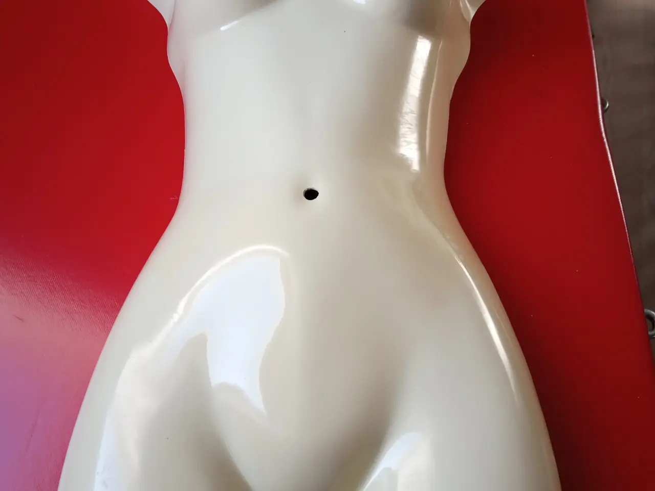 Billede 2 - Kvinde torso mannequin til ophæng, sort og hvid