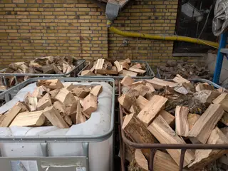 ca 6 ksm blandet fyringsklart brænde