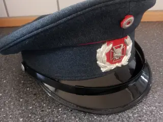 Falck zonen kasket ( redder ).
