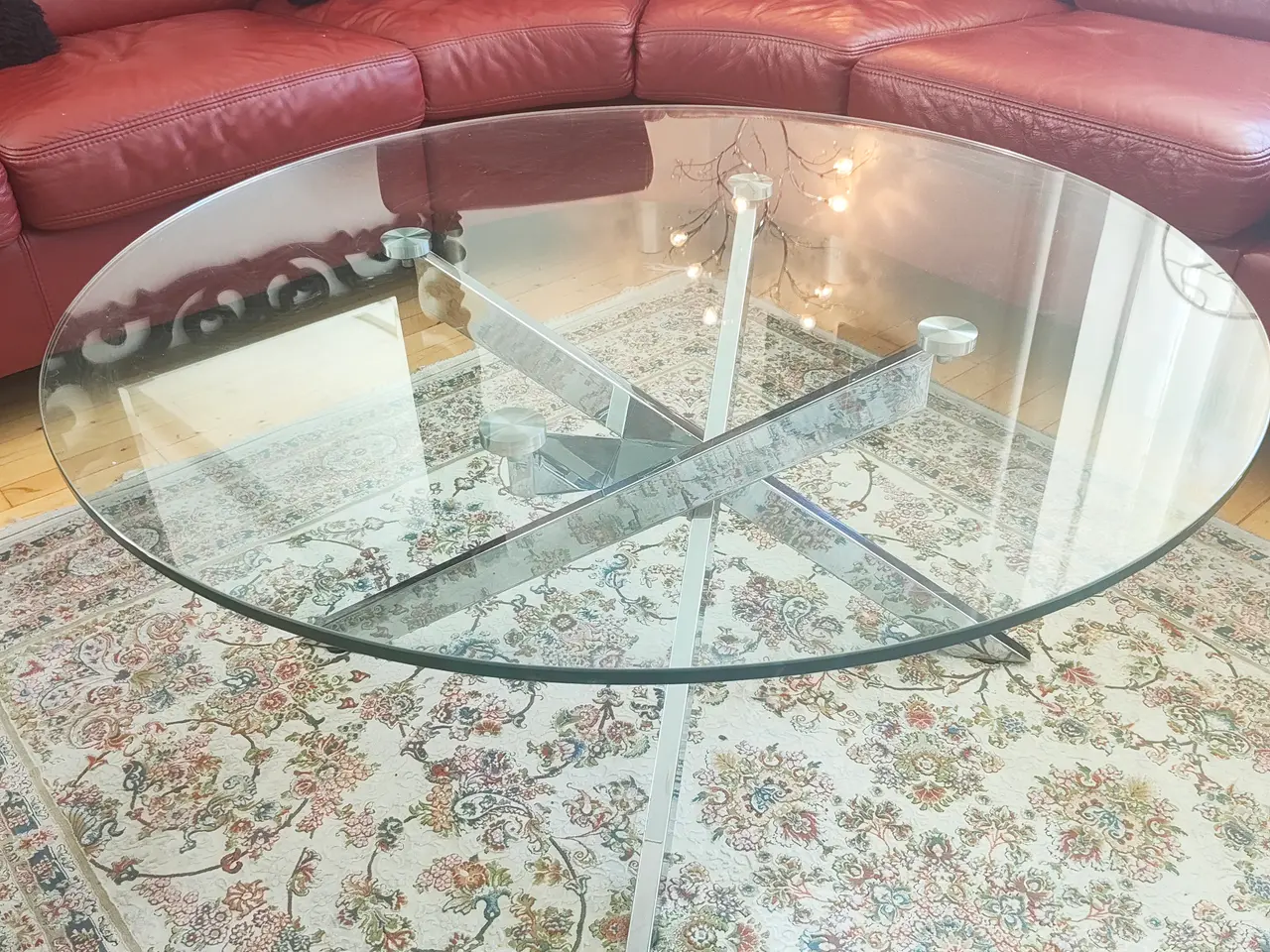 Billede 2 - FLYTTESALG - lædersofa, spisebordsstole m.m.