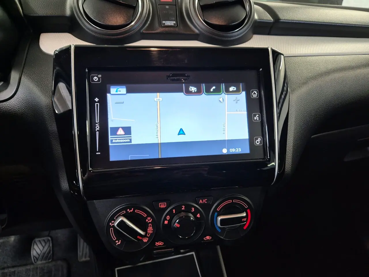 Billede 8 - Suzuki Swift 1,2 Dualjet Mild hybrid Action AEB 83HK 5d