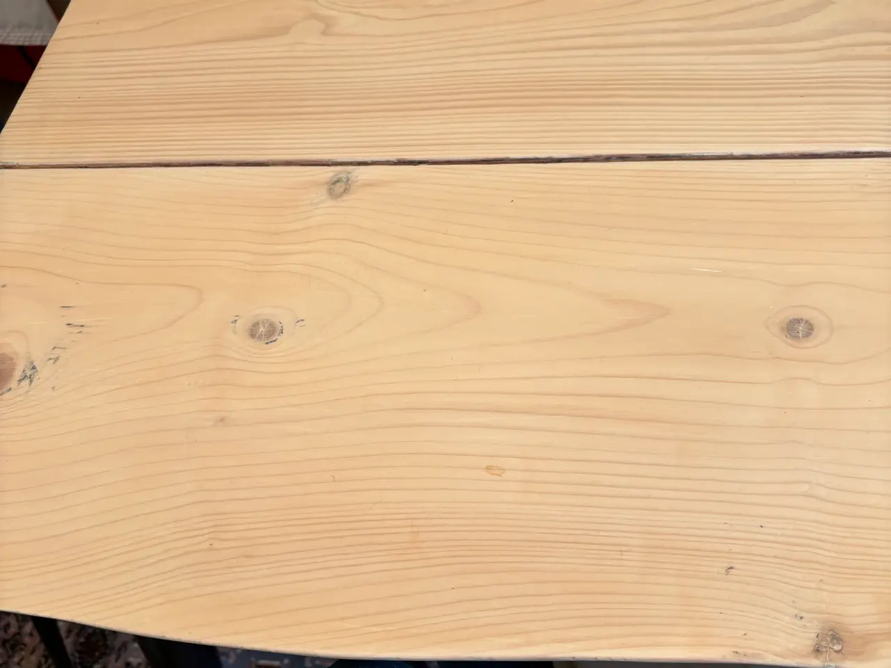 Billede 3 - Spisebord med 6 stole I velour