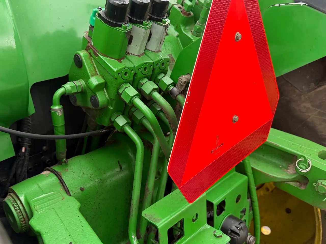 Billede 15 - John Deere 7820 Fin brugt traktor med Hitchkrog, TLS affjedret foraksel mm